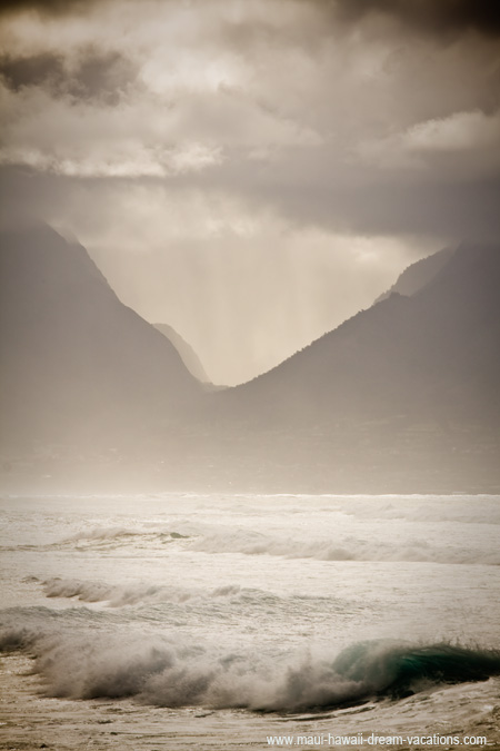 Pictures of Maui Iao Valley Sunset